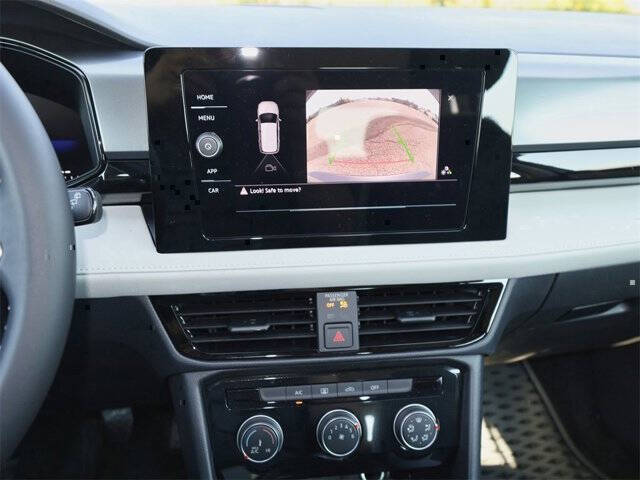 2025 Volkswagen Taos S