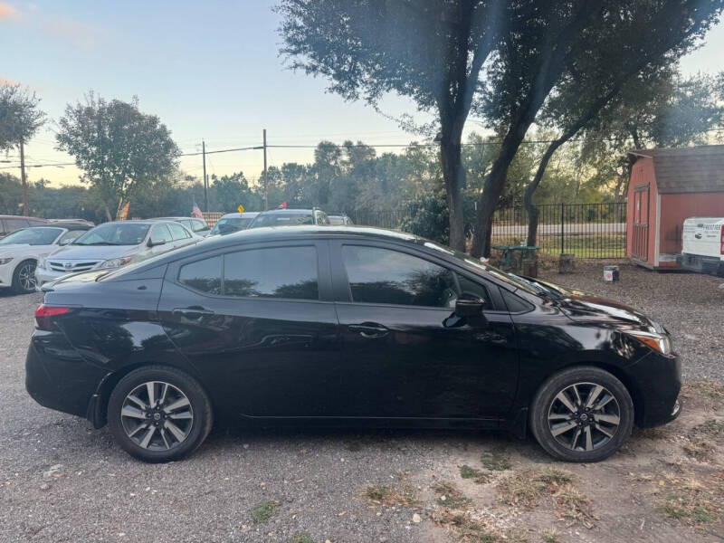 2021 Nissan Versa SV