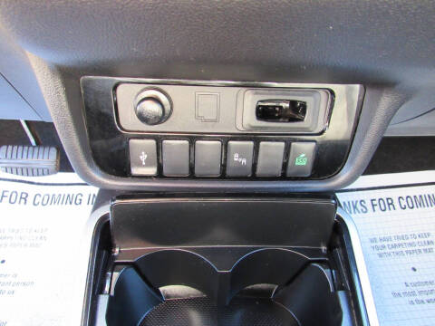 2020 Mitsubishi Outlander LE