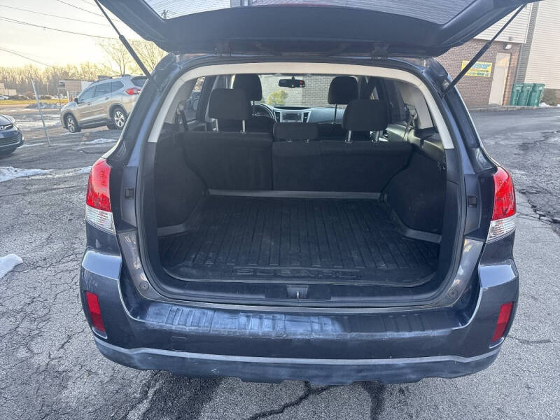 2014 Subaru Outback 2.5i