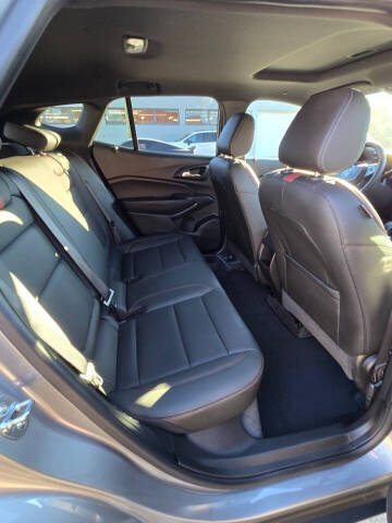 2025 Chevrolet Trax RS