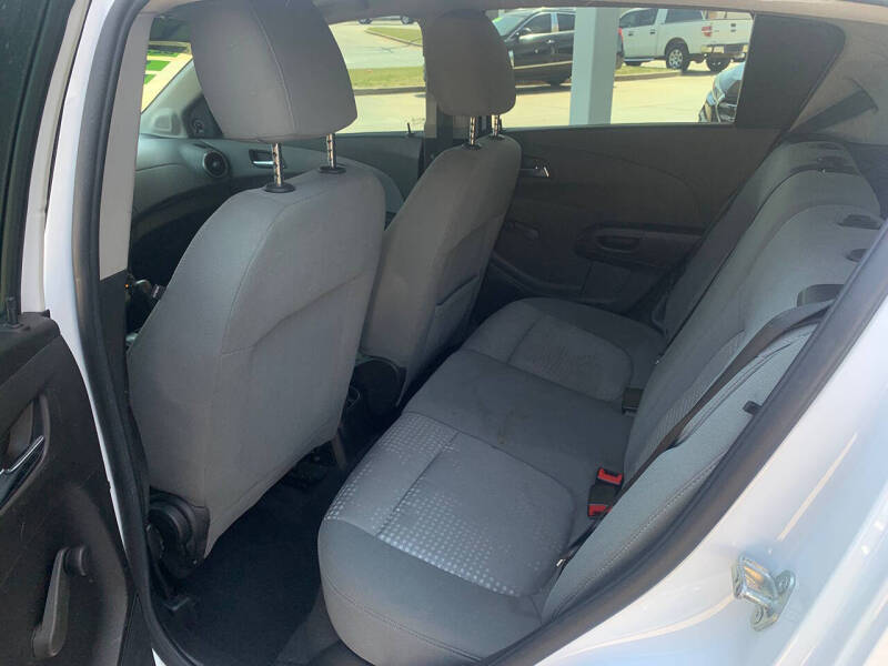 2014 Chevrolet Sonic LS Auto