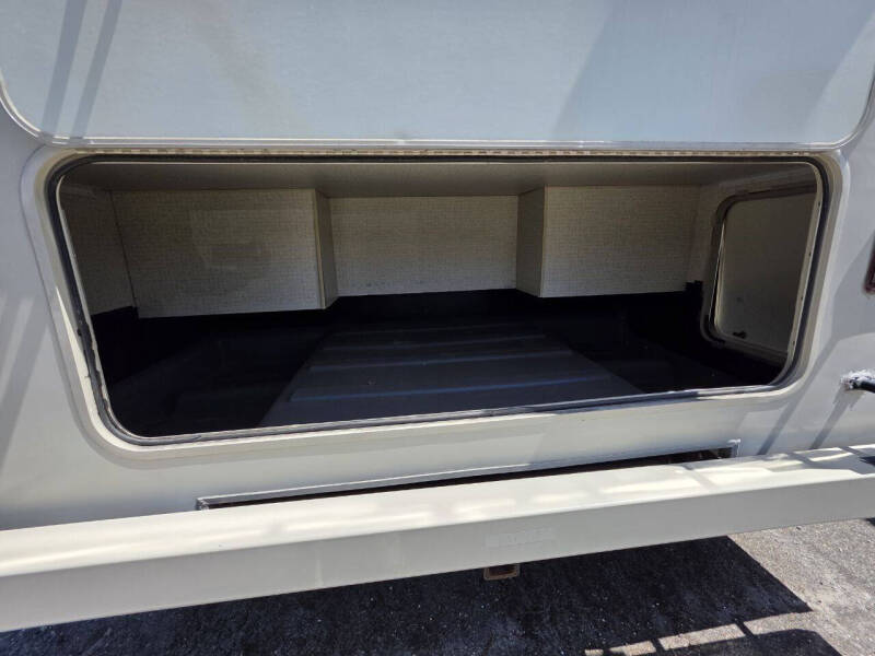 2017 Winnebago Minnie Winnie