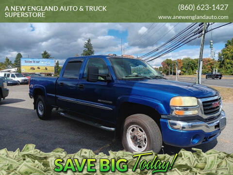 2004 GMC Sierra 2500HD for sale at A NEW ENGLAND AUTO & TRUCK SUPERSTORE in East Windsor CT