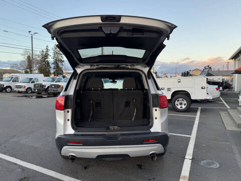 2017 GMC Acadia SLE-2