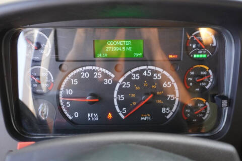 2018 Freightliner M2 106