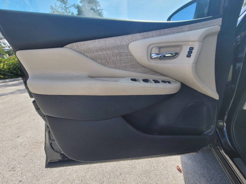 2024 Nissan Murano SL