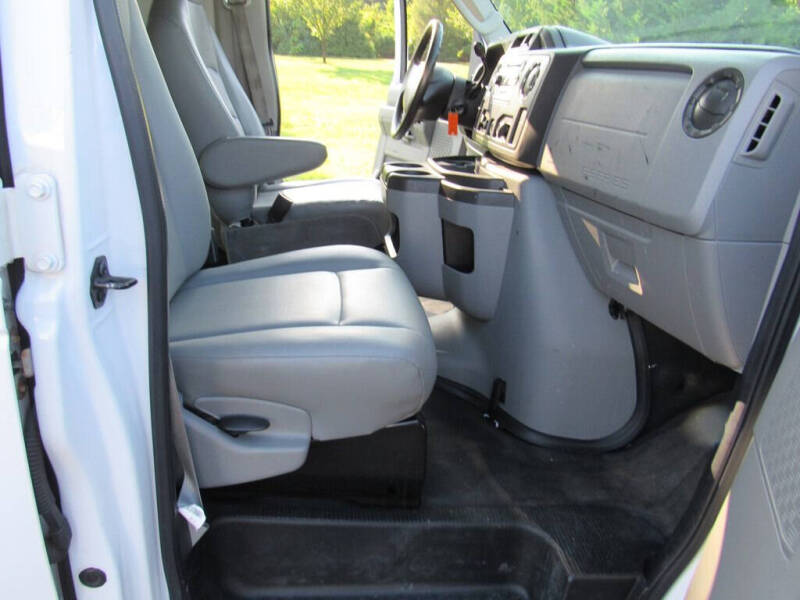 2012 Ford E-Series E-150