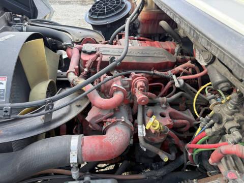 2018 Freightliner M2 106