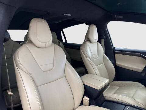 2016 Tesla Model X 75D