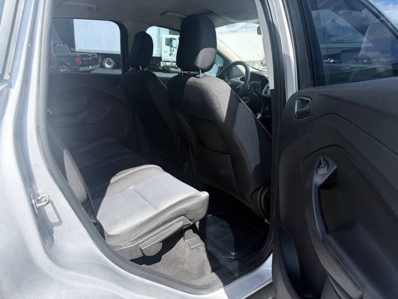 2019 Ford Escape S