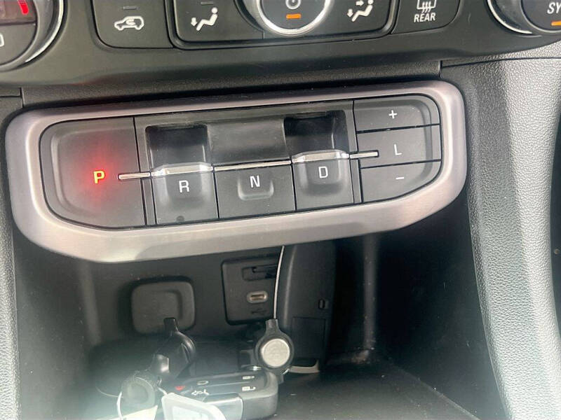 2020 GMC Acadia AT4