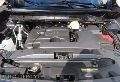 2022 Nissan Pathfinder SL