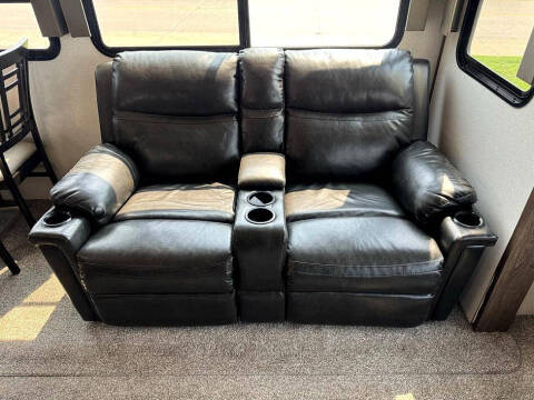 2019 Forest River Heritage Glen