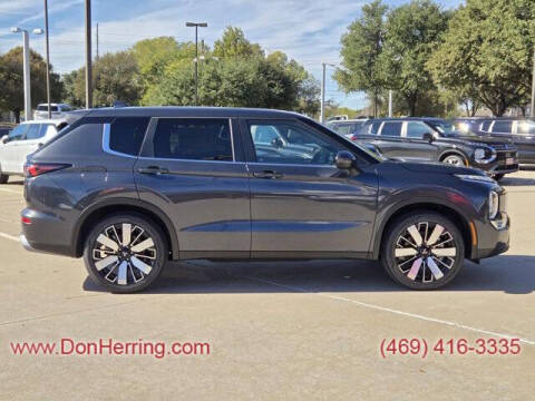 2025 Mitsubishi Outlander SE