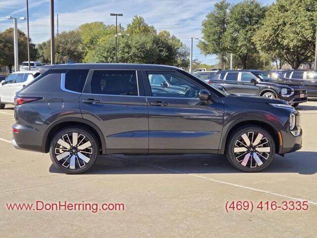 2025 Mitsubishi Outlander SE