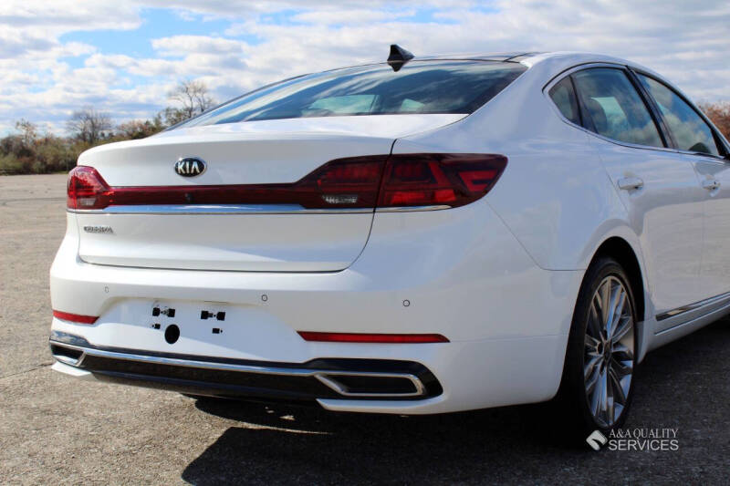 2020 Kia Cadenza Limited