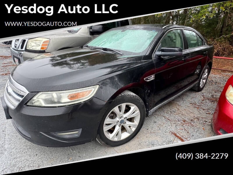 2010 Ford Taurus SEL's photo