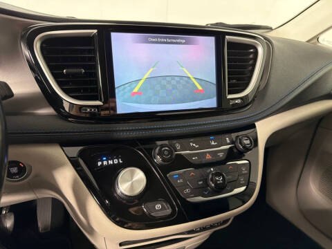 2021 Chrysler Pacifica Touring L