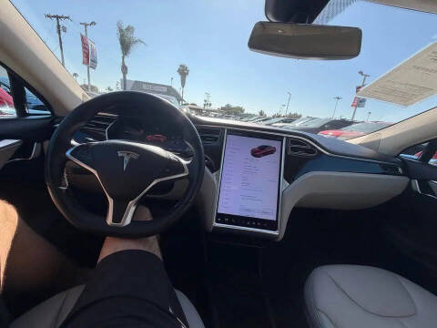 2014 Tesla Model S
