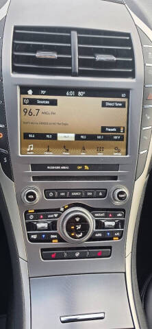 2017 Lincoln MKZ Select