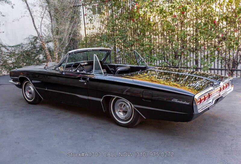 1966 Ford Thunderbird