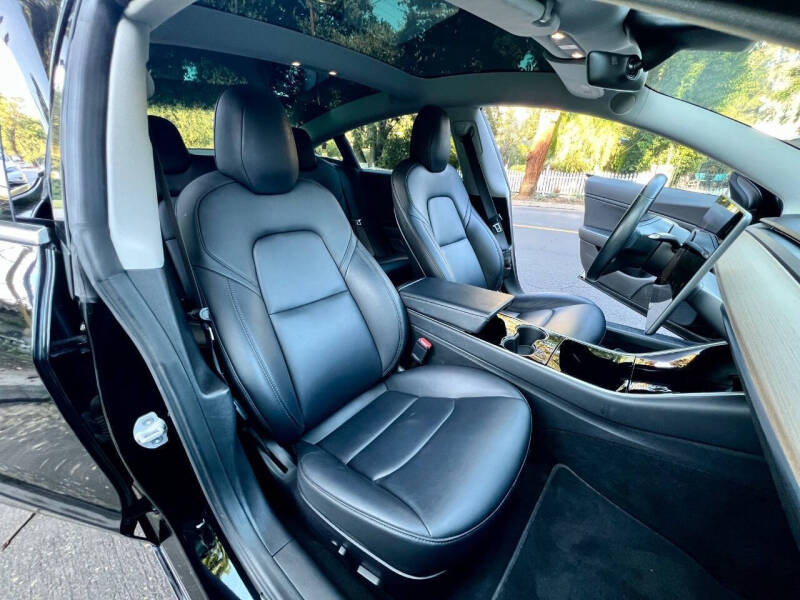 2018 Tesla Model 3 Mid Range