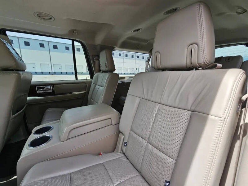 2012 Lincoln Navigator L