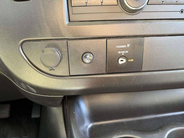 2024 Chevrolet Express 2500