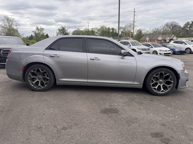 2018 Chrysler 300 S