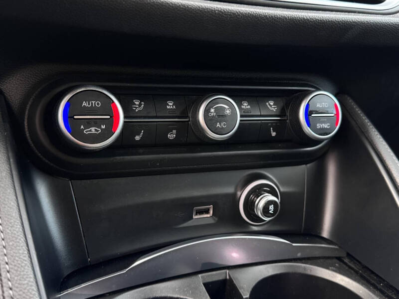 2022 Alfa Romeo Stelvio Sprint