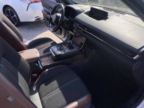 2022 Mazda MX-30 EV Premium Plus
