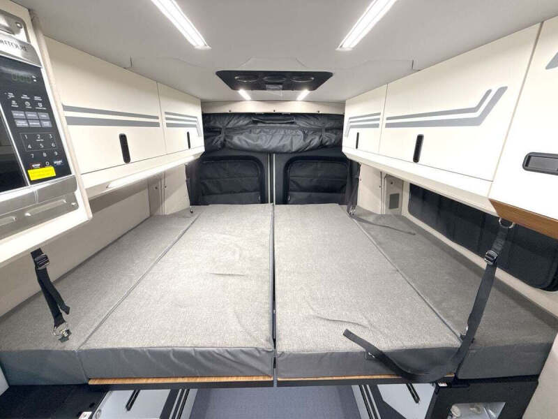 2025 Mercedes-Benz Sprinter