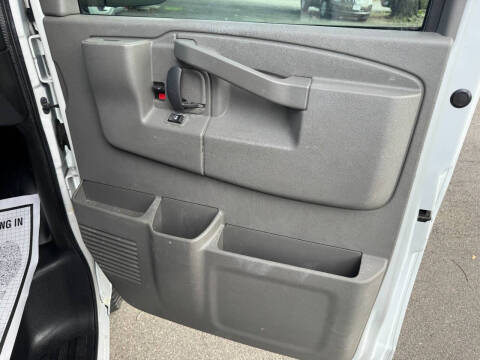 2016 Chevrolet Express 2500