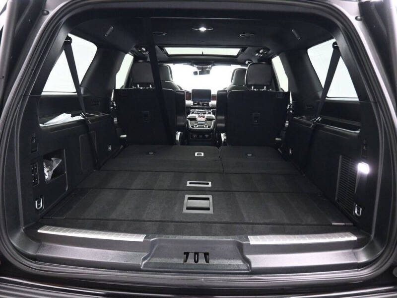 2021 Lincoln Navigator L Reserve