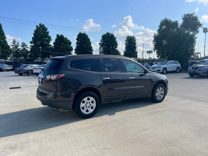 2016 Chevrolet Traverse LS