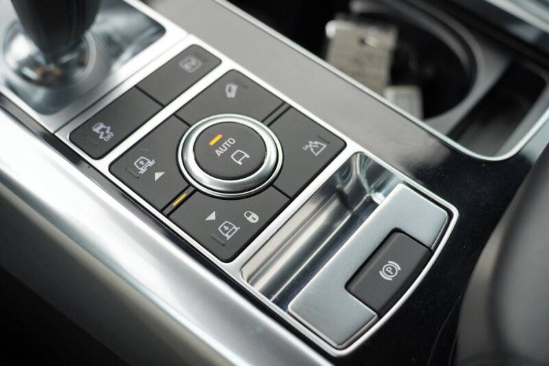 2020 Land Rover Range Rover Sport P400e HSE