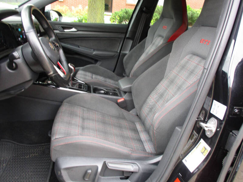 2023 Volkswagen Golf GTI S