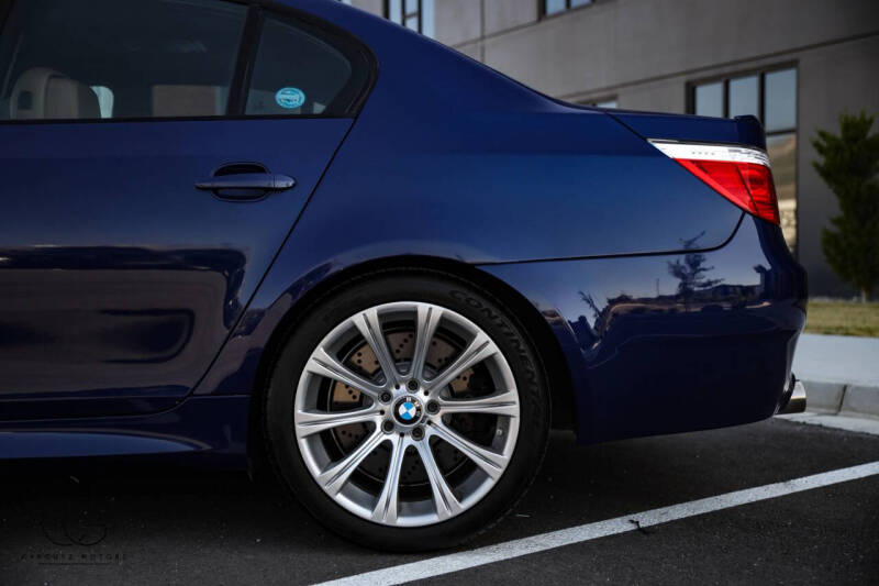2010 BMW M5