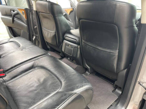 2011 Infiniti QX56
