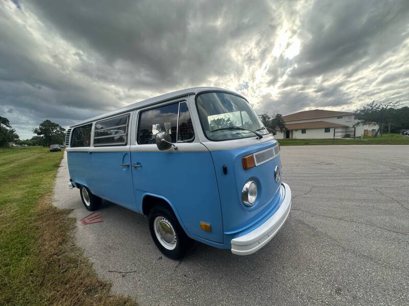 1973 Volkswagen Bus