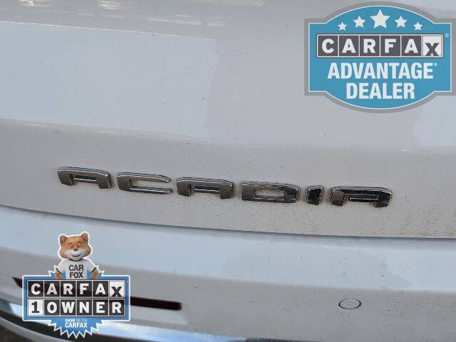 2023 GMC Acadia Denali