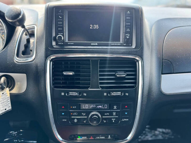 2015 Dodge Grand Caravan R/T