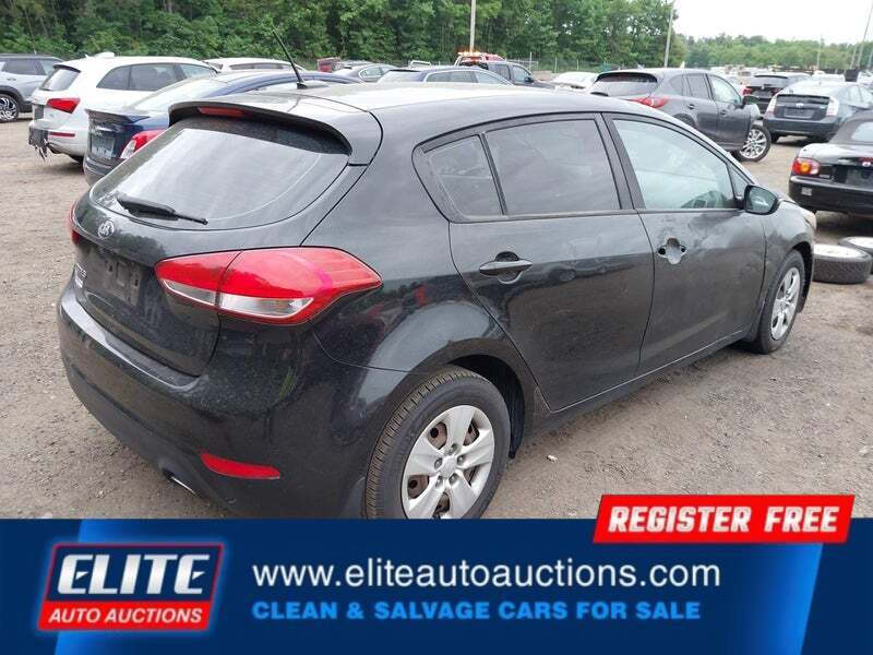 2017 Kia Forte5 LX