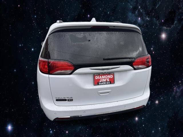 2020 Chrysler Pacifica Touring L Plus