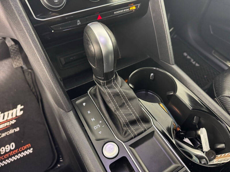 2022 Volkswagen Atlas Cross Sport V6 SE