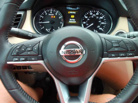 2017 Nissan Rogue SV