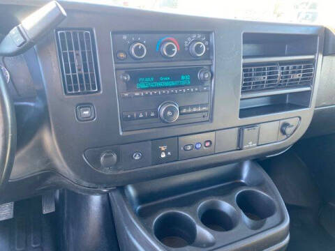 2022 Chevrolet Express 2500