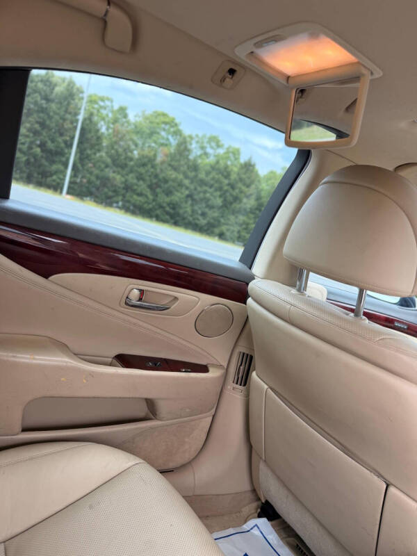 2007 Lexus LS 460