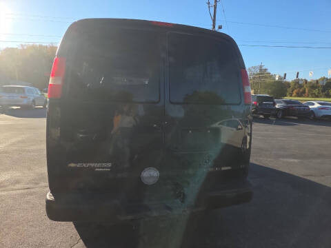 2013 Chevrolet Express LS 3500